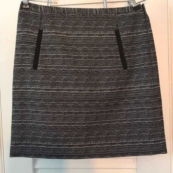 Loft Black Patterned Skirt 4p​​​ - Picture 1 of 5